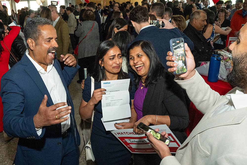 From Passion to Practice: Inside Stony Brook’s Scholars for Medicine Program